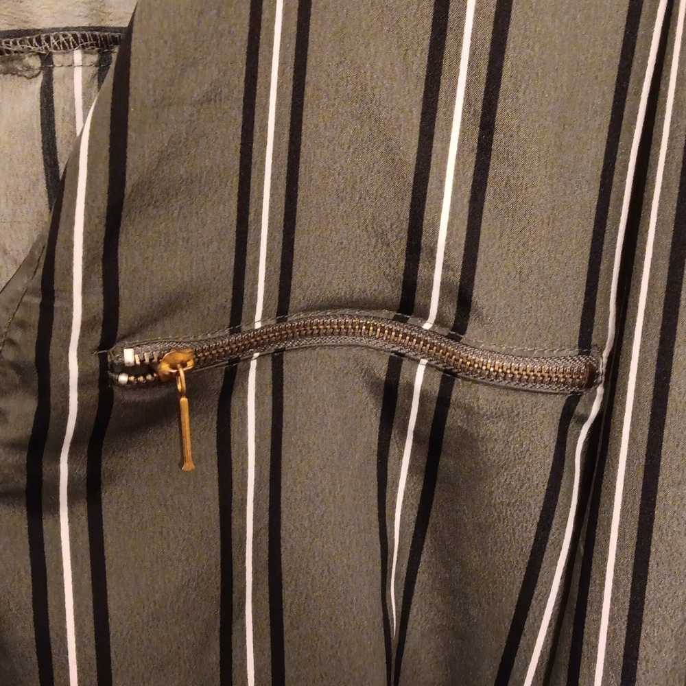 Shirt - Picture 3 of 3